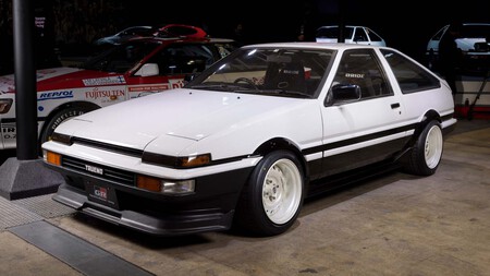 Toyota Sprinter Trueno 1