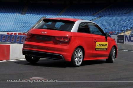 Curva en apoyo Audi A1