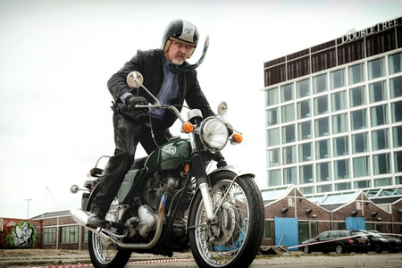 Moto Estudio Felicidad 4