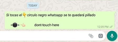 Cómo funciona el círculo negro de WhatsApp y por qué bloquea misteriosamente la aplicación al tocarlo