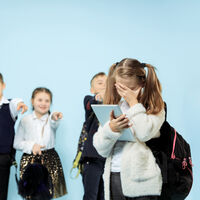 Los niños con autismo sufren cuatro veces más bullying: qué está fallando 