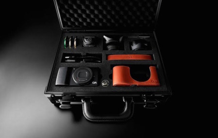 La peculiar Ricoh GR digital cumple 10 años y lo celebra con un pack especial de unidades limitadas