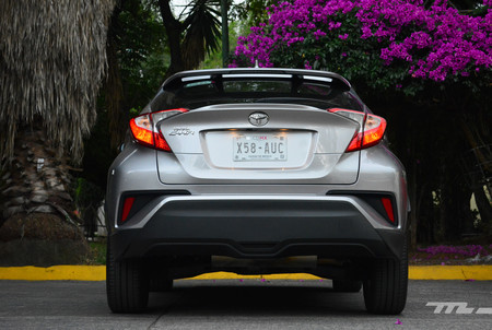 Toyota C Hr 4