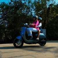 Yamaha y Honda querían deslumbrar al mundo con una moto que se aguanta sola de pie. Les ha adelantado una marca india