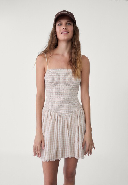 vestido de Stradivarius