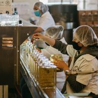 Faltan 25 días para que la Ley Silla sea obligatoria en todo México, pero los empresarios aún buscan formas de burlarla