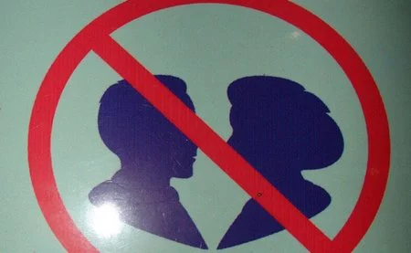 Ahorra en multas, en Málaga renuncia al ´aquí te pillo aquí te mato`