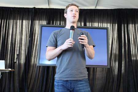 El éxito económico de Facebook puede ser una losa para el resto de redes sociales