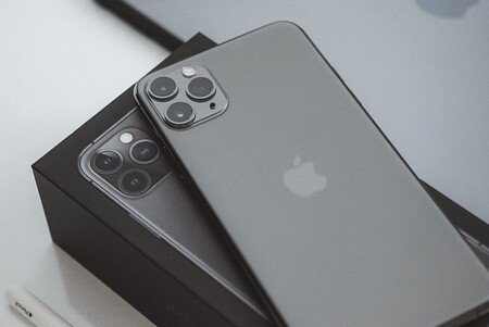 Me rindo: los iPhone pequeños son muy cómodos, pero nuestro uso pide una gran pantalla