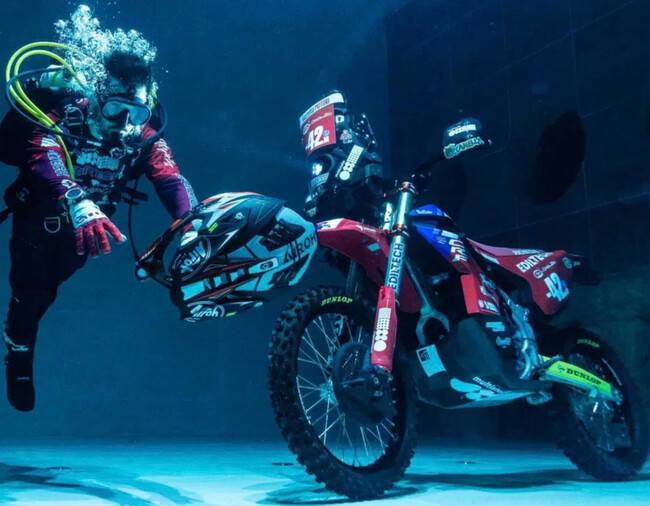 Moto Agua 1 2024
