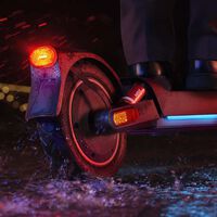 A partir de hoy la DGT te obliga a tener seguro y matrícula si tienes un patinete eléctrico. Pero no pueden multarte, de momento