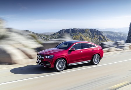 El nuevo Mercedes-Benz GLE Coupé ya tiene precio: ligeramente más caro que un BMW X6, desde 86.850 euros
