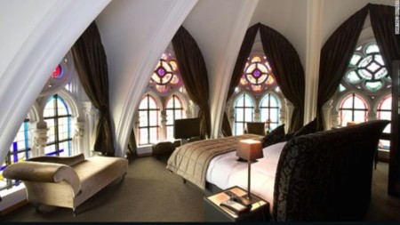 Duerme en este hotel que antes fue una iglesia belga 