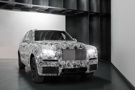 ¡Permanece atento! Desde hoy te podrás cruzar por la calle con el prototipo de Rolls-Royce todoterreno