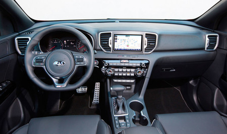 Comparativa Nissan Qashqai vs Kia Sportage, ¿cuál es mejor para comprar?