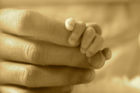 Cuidados del recién nacido: cómo cortar las uñas al bebé