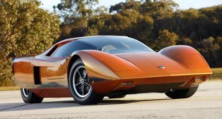El prototipo de Holden y el Porsche desconocido. Rueda por Twitter (76)