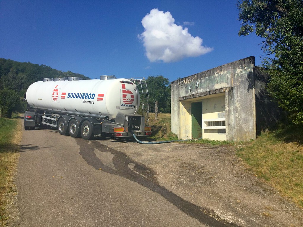La sequía está provocando que pueblos de Vizcaya y Cantabria dependan de camiones de agua para ducharse o beber