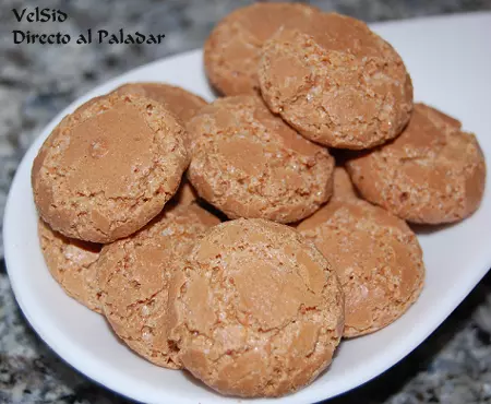 Amaretti, delicia de almendras amargas
