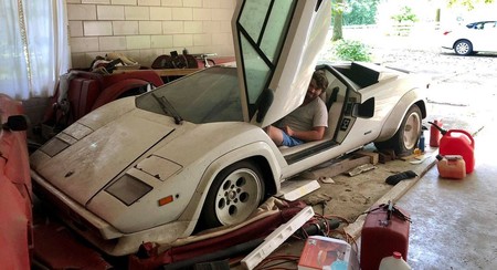 ¡Tesoros de garage! Encuentran un Lamborghini Countach original que fue guardado hace 20 años