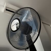 Nunca imaginé que algo tan barato cambiaría mis noches de verano: menos de 10 euros y duermo como un rey