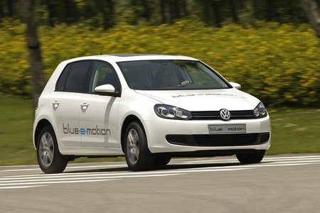 Volkswagen Golf Blue-e-motion
