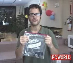 Torturando un iPhone para comprobar su resistencia