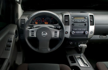 Interior Nissan Xterra 2011