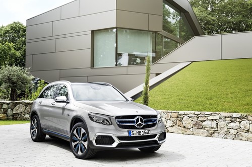 Mercedes-Benz GLC F-Cell, un nuevo camino doblemente eléctrico: el primer híbrido enchufable de hidrógeno