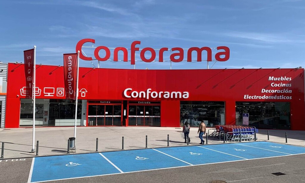 El set de Conforama para terraza y jardín que ahora puedes llevarte con un 25% de descuento