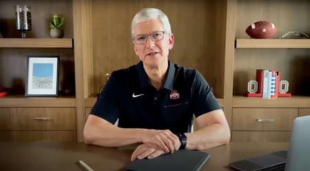 Tim Cook da ánimos y valora el momento en que vivimos en su discurso de graduación para la Universidad de Ohio
