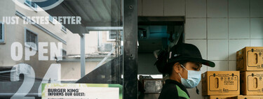 Esqueça as câmeras de segurança: Burger King vai usar IA para verificar se atendentes dizem "por favor" e "obrigado" aos clientes e forçar seus funcionários a serem educados 