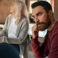 Así son los ciegos emocionales: las personas que no reconocen sus sentimientos tienen estos comportamientos habituales 