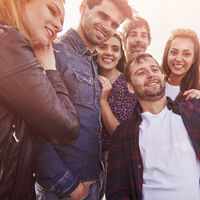 Cómo hacer amigos nuevos a los 30: cinco ideas para socializar más allá del trabajo 