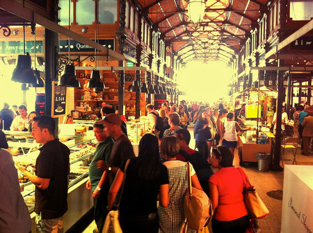 La confianza de los consumidores sigue al alza: ¿cambio de tendencia?