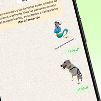 No lo sabía, pero WhatsApp para iOS permite fusionar y personalizar stickers de WhatsApp de forma muy fácil
