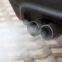 Alemania se sale con la suya: Europa prohíbe vender coches que emitan CO₂ en 2035, pero creará una nueva categoría para los e-fuels