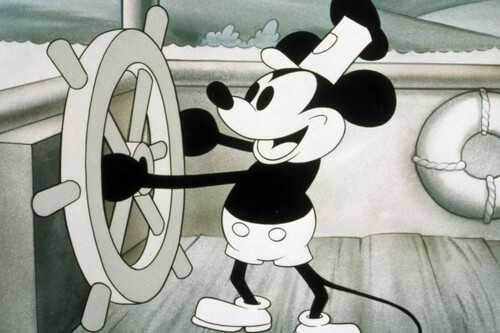 "Disney nos dejó sin negocio". Dura tan solo 8 minutos y cambió el mundo para siempre. Así nació Steamboat Willie 