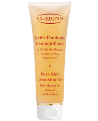 Clarins Gelée Fondante Démaquillante, un limpiador facial potente para hombres que se maquillan
