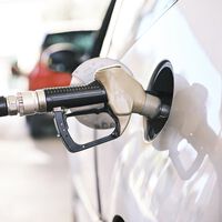 Estamos gastando diésel por encima de nuestras posibilidades. La explicación de por qué pagamos más por el gasóleo que por la gasolina