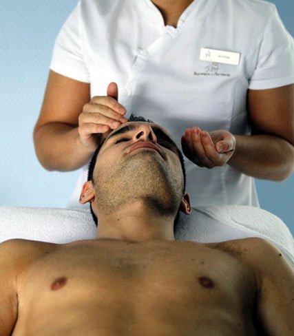 Celuloterapia para hombres, el tratamiento facial anti-edad del Balneario de Mondariz, Pontevedra