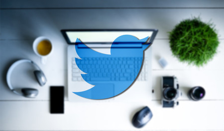 Respuestas a tuits coloreadas o botones como 'Me gusta' escondidos: así experimenta Twitter con su futuro