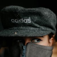 Hemos encontrado las zapatillas Adidas perfectas para 2025: elegantes y versátiles a partes iguales