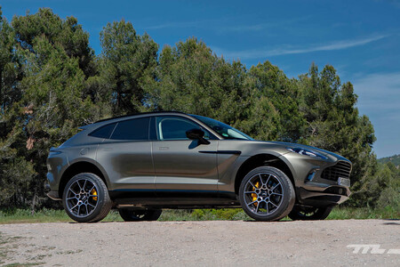 Aston Martin Dbx Prueba