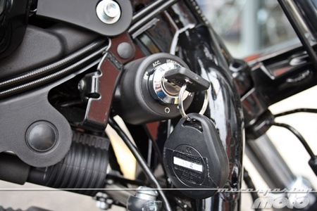 Harley Davidson Sportster XL 883 R