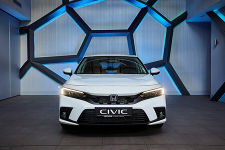 Honda Civid e:HEV Primer Contacto 9