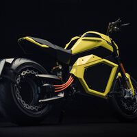 La segunda moto eléctrica 'sin rueda' trasera promete ser aún más salvaje: 375 km de autonomía y aceleración de MotoGP