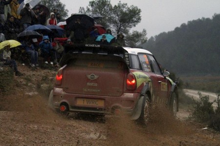 Prodrive quiere pescar en el rio revuelto de M-Sport