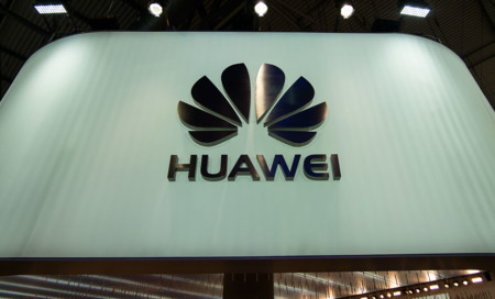 Más frentes para Samsung en la guerra de patentes: después de Apple, llega Huawei