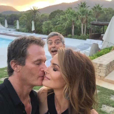 George Clooney ese amigo que te chafa las fotos románticas